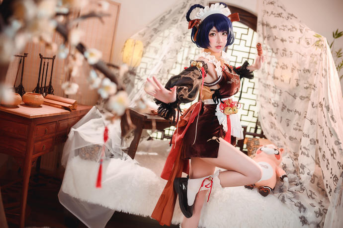 跨界魅惑：阿包兔娘版香菱女仆cosplay，边界风情大赏-清美唯艺