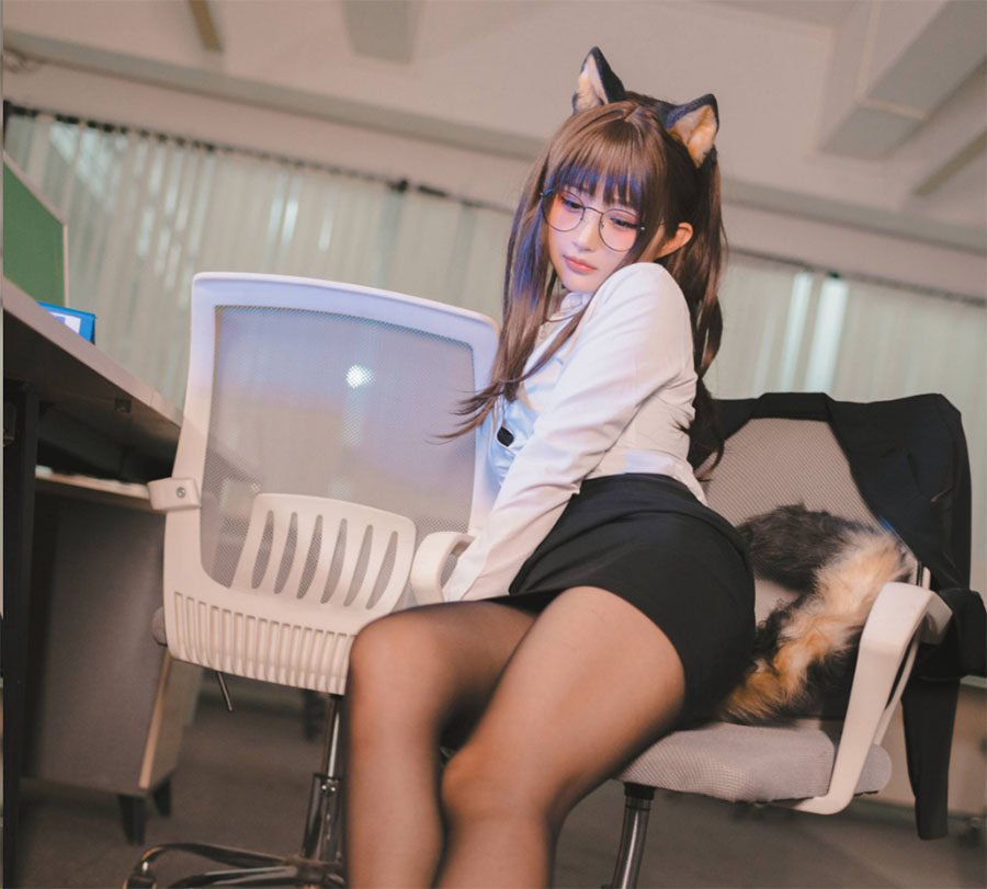 图片[4]-樱井宁宁柴犬秘书Cosplay：哪里能找到高清无水印的免费资源？-清美唯艺